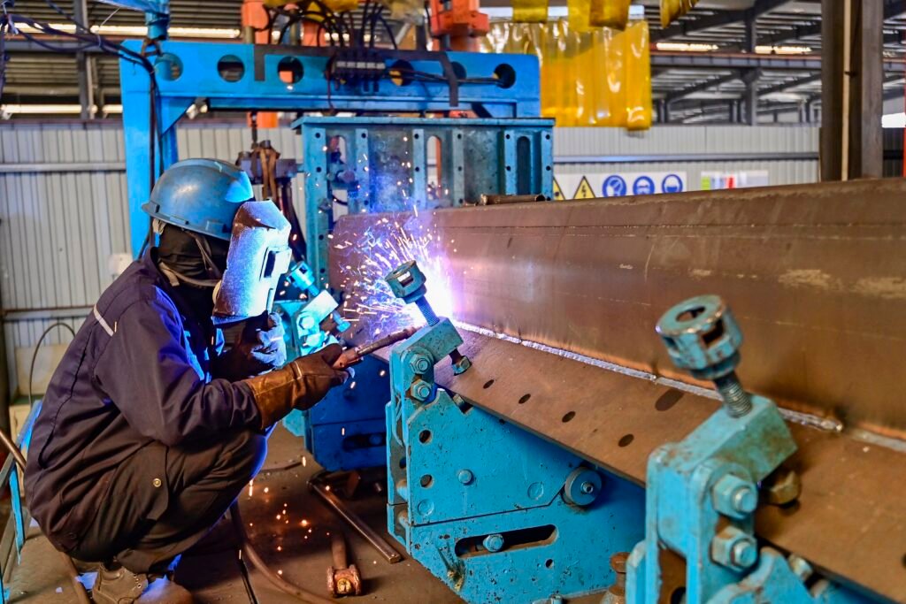 160 yen, China PMI, China industrial profit