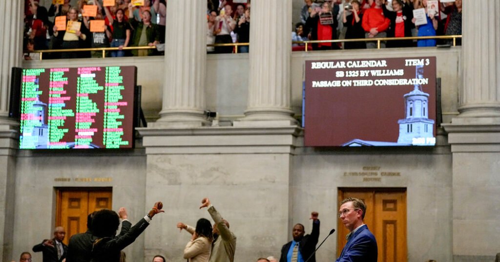 Tennessee passes bill allowing teachers to carry concealed handguns