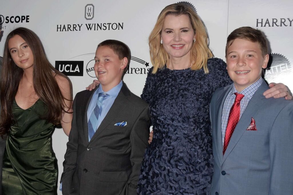 Geena Davis leaves her children ‘tragically dependent on technology’ (Exclusive)