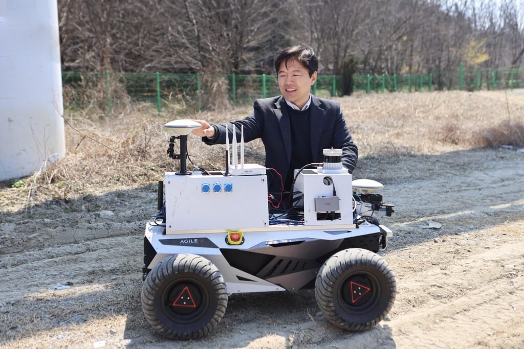 Environmental recognition technology for off-road autonomous driving with improved real-time processing performance