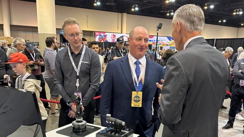 Investment guru Warren Buffett draws thousands, but Charlie Munger’s enthusiasm will be sorely missed.