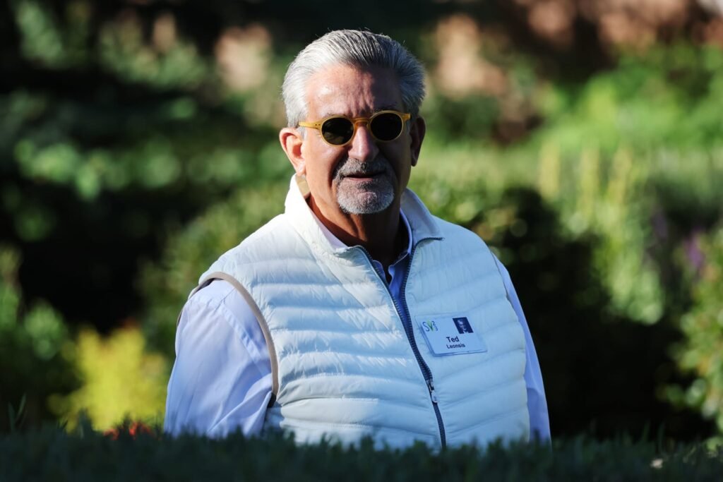 A billionaire professional sports owner offers local politics lessons