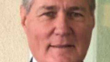 The Regent should replace Robbins now.