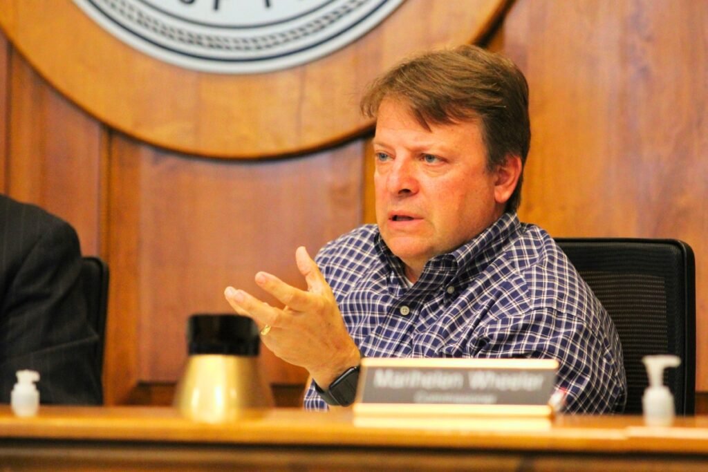 Alachua County changes investment policy, continues voting efforts