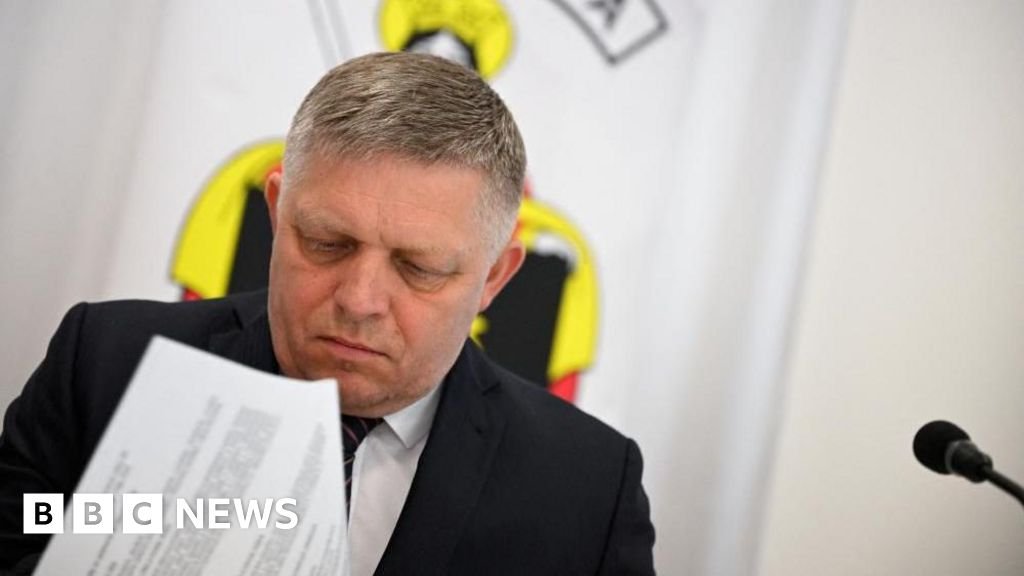 How Robert Fico used coronavirus and Ukraine to rise to power in Slovakia