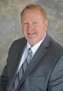 McCash withdraws from Iron Mountain-based investment business