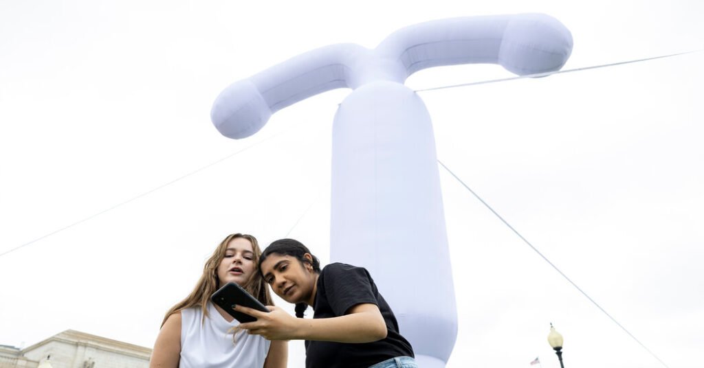 Senate Republicans block contraception bill as Democrats seek political advantage