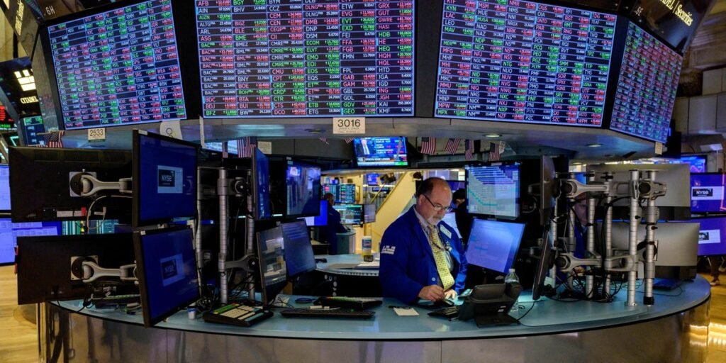 Stock market today: Stocks end mixed ahead of PCE inflation data release