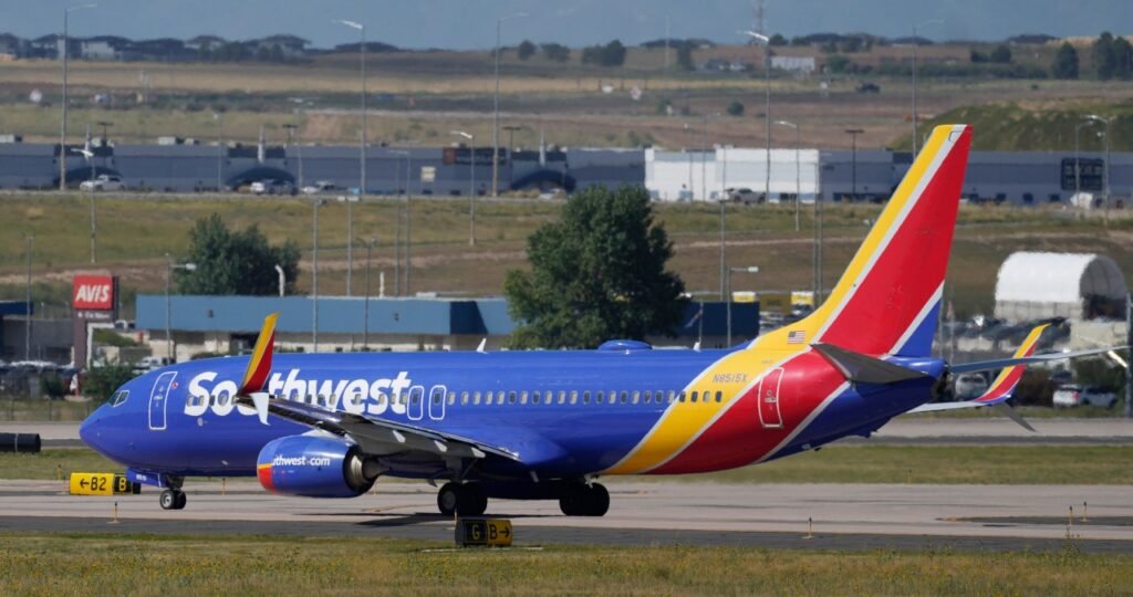 Investment firm buys $1.9 billion stake in Southwest Airlines, wants CEO fired