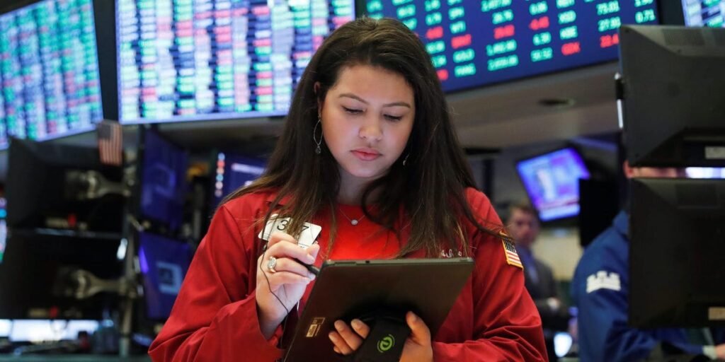 Stock market today: US stocks rise over weekend as AI trading slumps