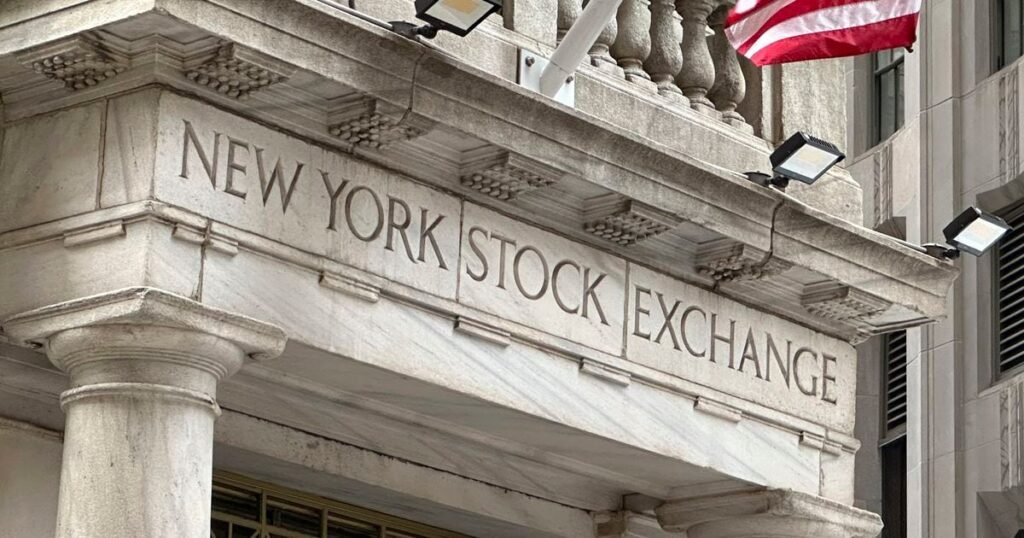 Wall Street little moved ahead of inflation report
