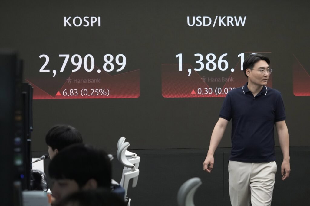 Stock market today: Wall Street stocks fall, halting three-week gain for the S&P 500