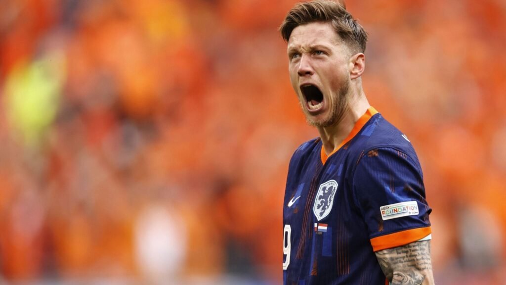 Manchester United failure Weghorst could be Holland’s saviour if Koeman ignores the way things were done under Ten Hag.