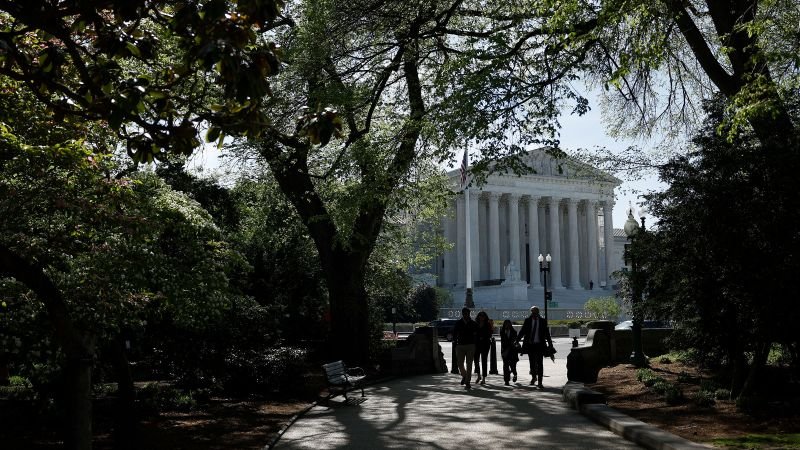 Supreme Court allows White House to pressure social media companies to remove misinformation