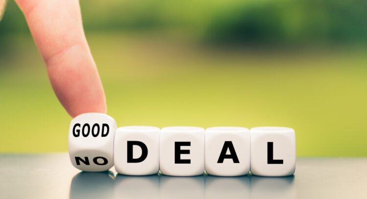 Australian shares: Myer Holdings (MYR) surges on possible merger with Premier Investments