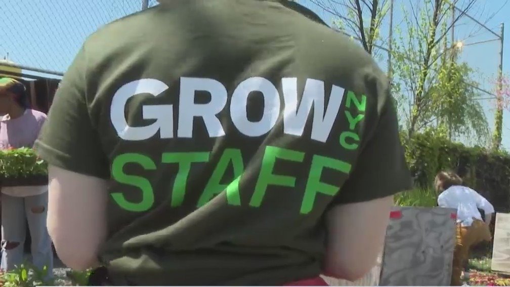 Queens Farmers Market Promotes Local Food and Sustainability