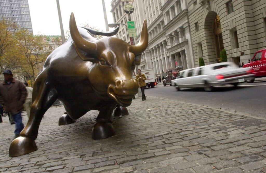 Bloomberg Evening Briefing: S&P hits new record as stocks surge