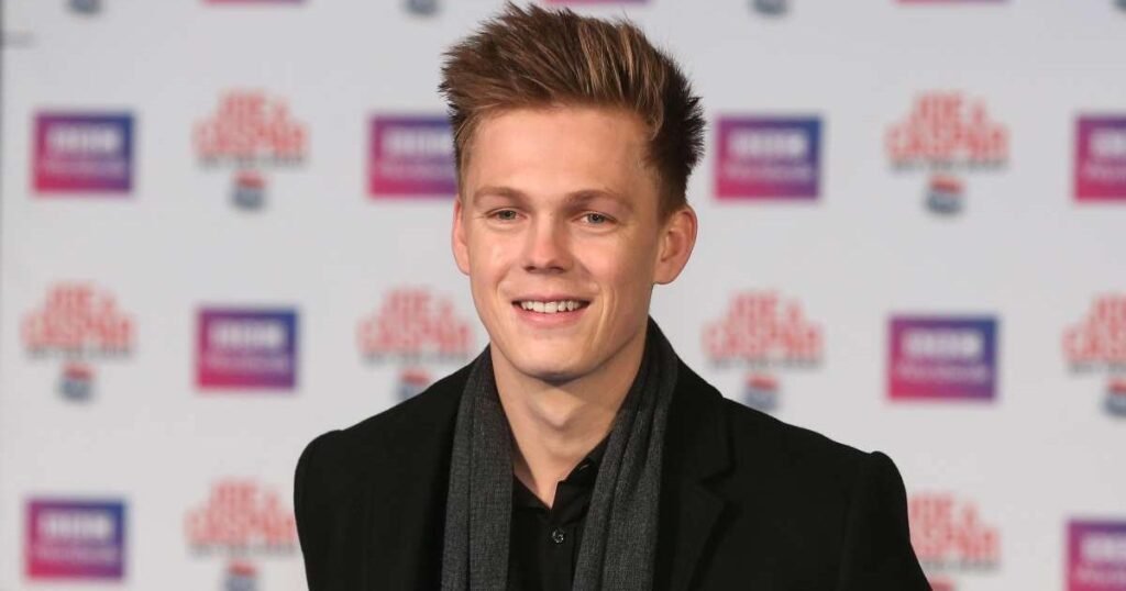 YouTuber-turned-entrepreneur Caspar Lee explains why he quit. Advice for aspiring creators