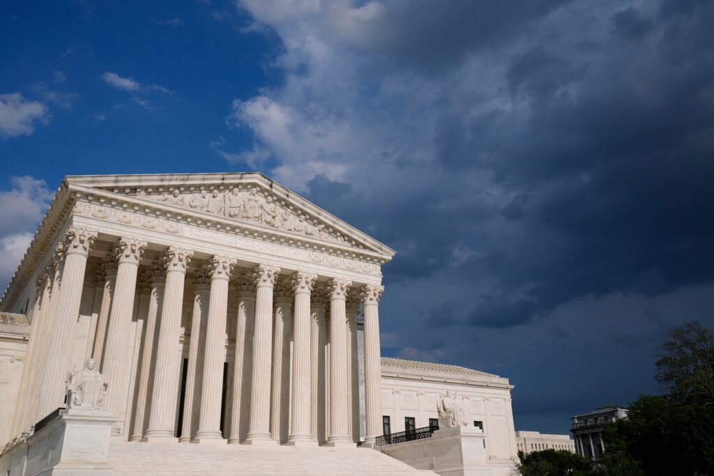 OPINION | Supreme Court punishes regulators, strengthens president