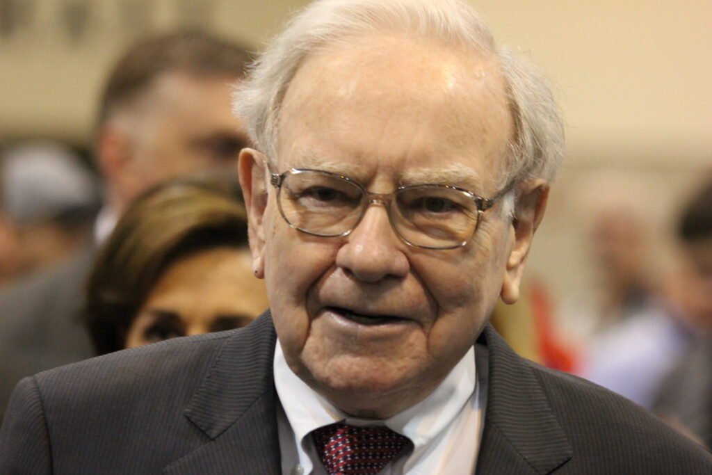 45% of Warren Buffett’s $398 billion portfolio is invested in three artificial intelligence (AI) stocks